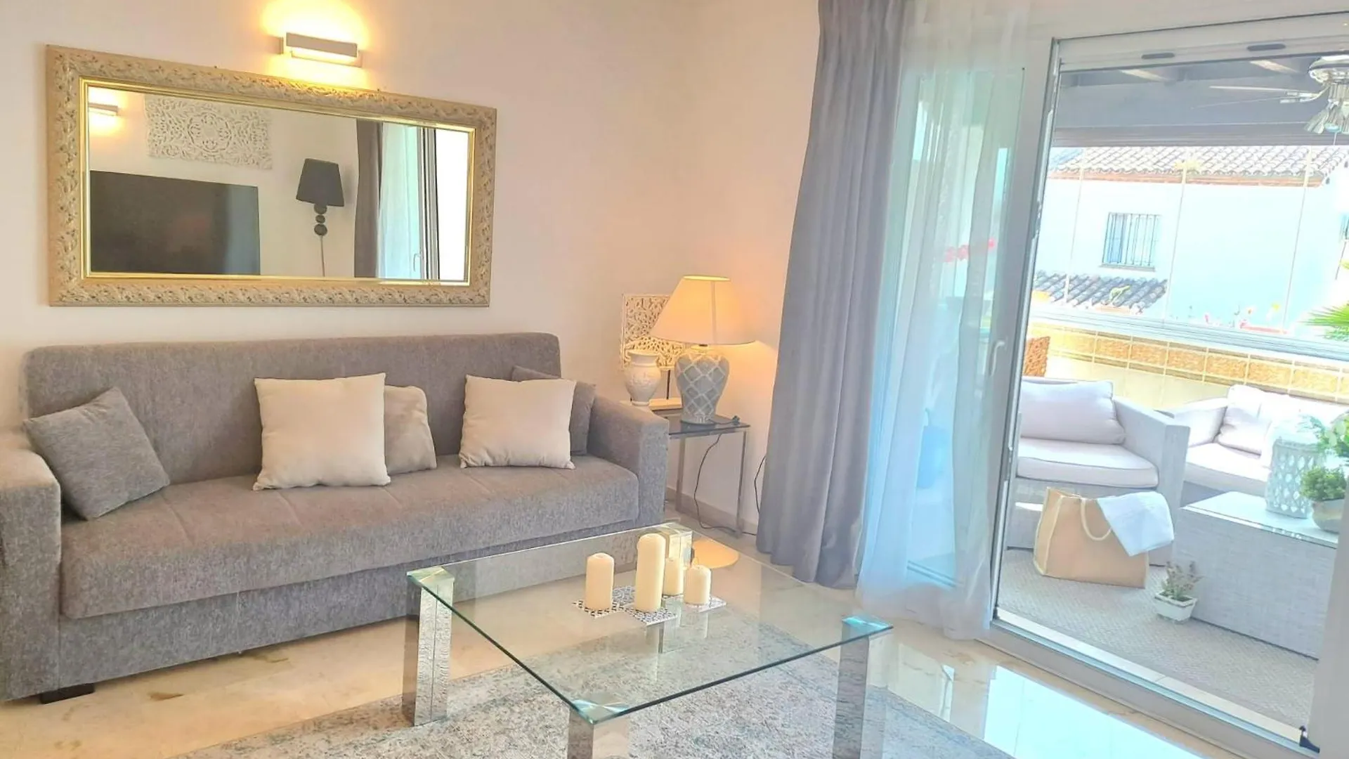 Noctua Estepona Paraiso 017